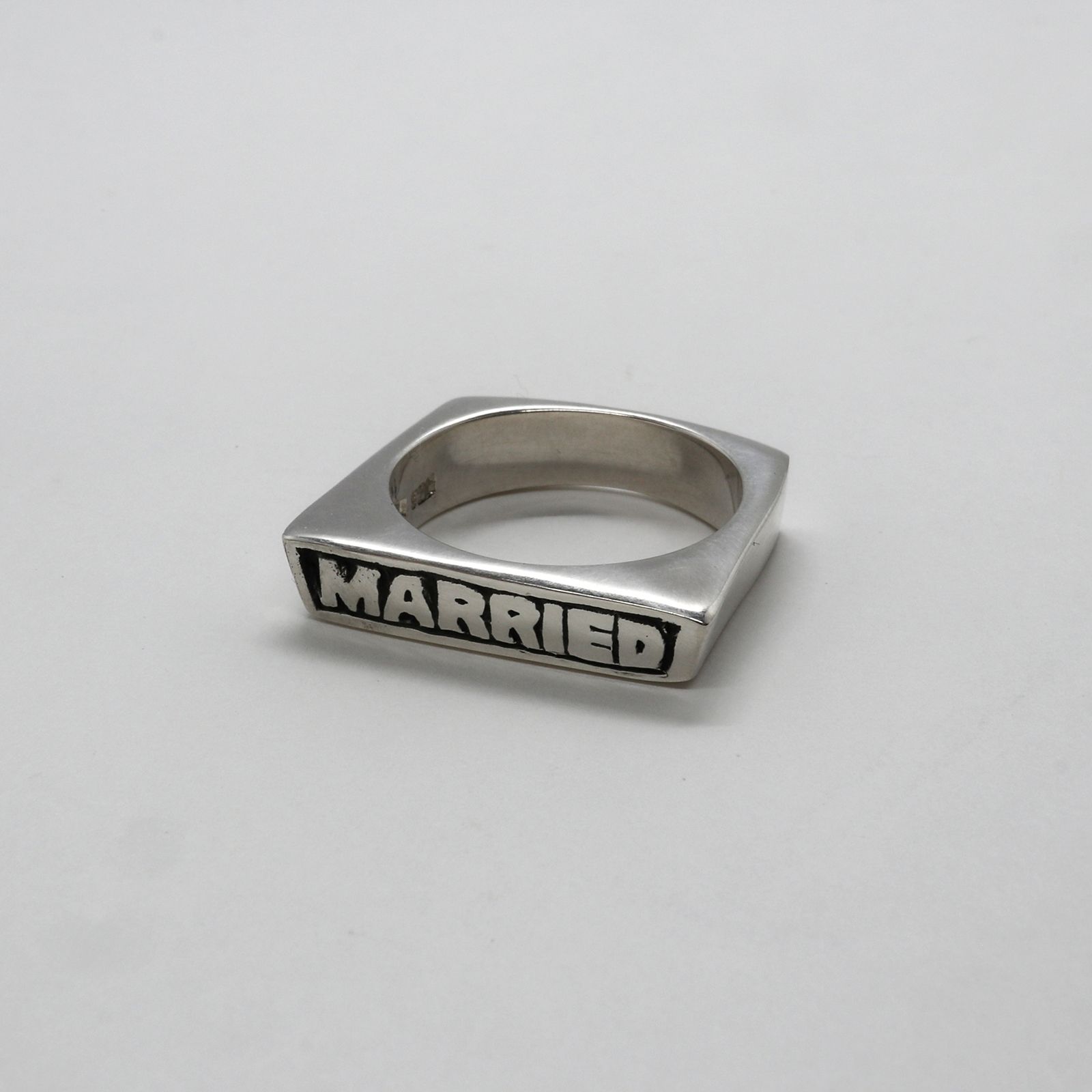 「The Married Ring」リング