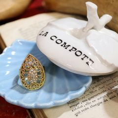 「オープンリーフドロップ」リング イギリス