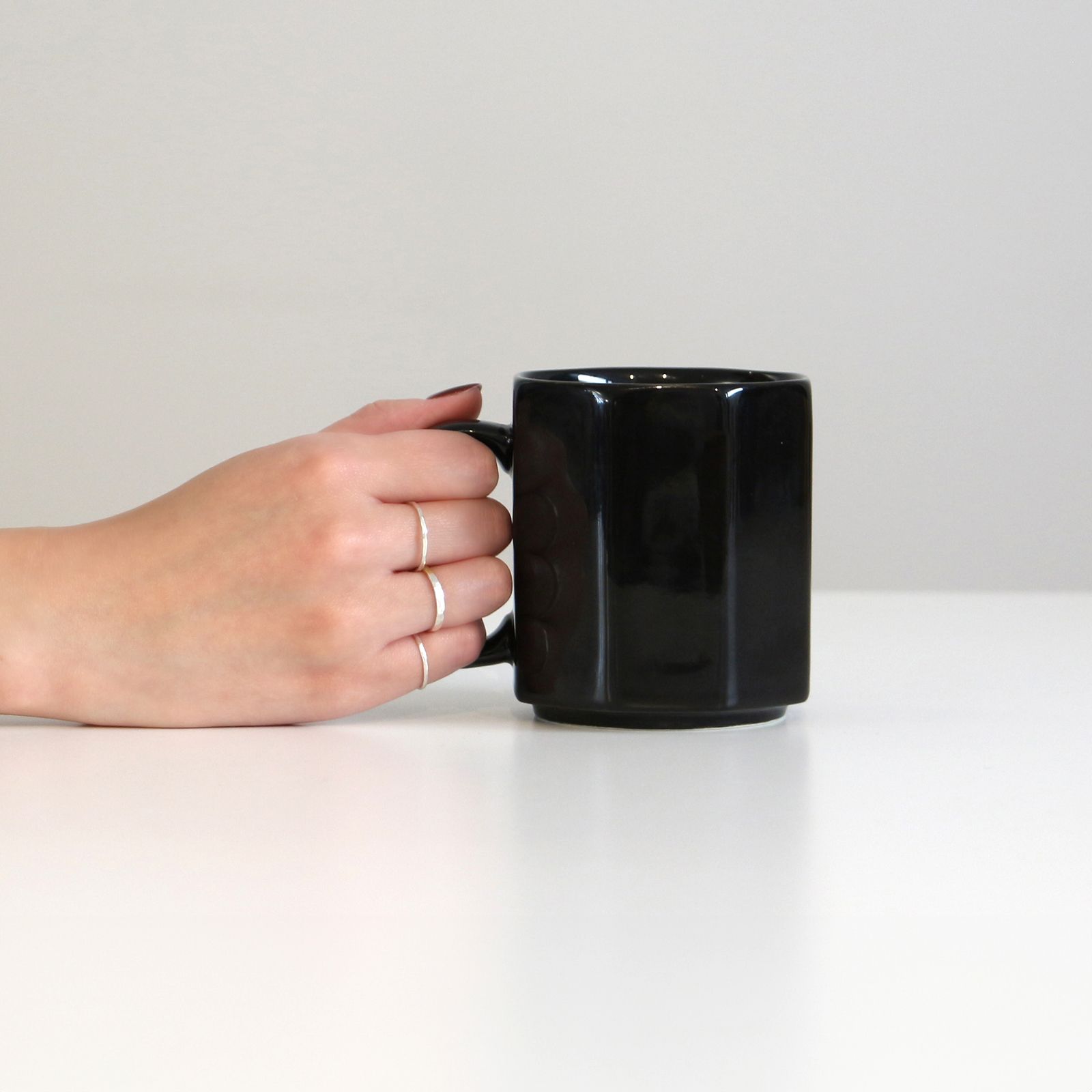 PORCELAIN MEASURING MUG "Black"