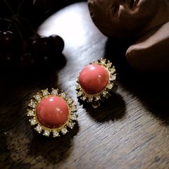 「90sサーモンピンクラウンド」イヤリング ヨーロッパ Richelieu