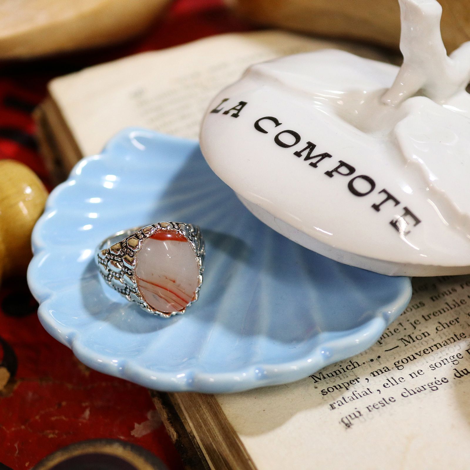 「スカーレットストーン」デッドストックリング イギリス