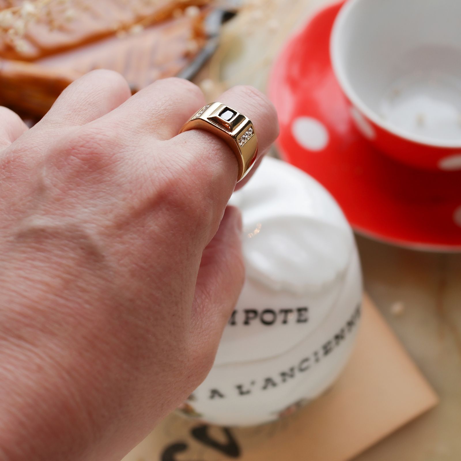 「スクエアブラック」デッドストックリング イギリス