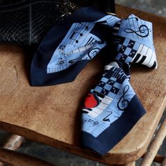 「ミュージック」ヴィンテージスカーフ ヨーロッパ