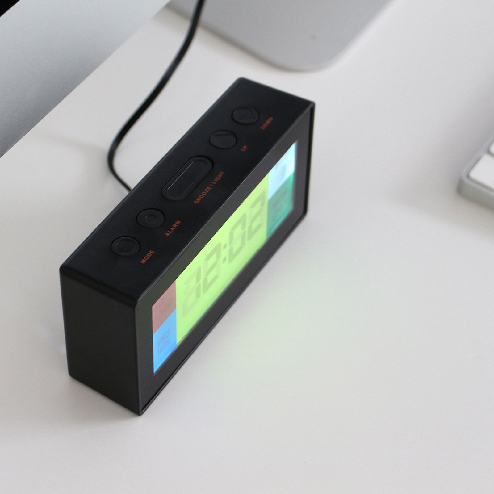「Robot Alarm Clock "Black" SPACE HOTEL」多機能クロック イギリス