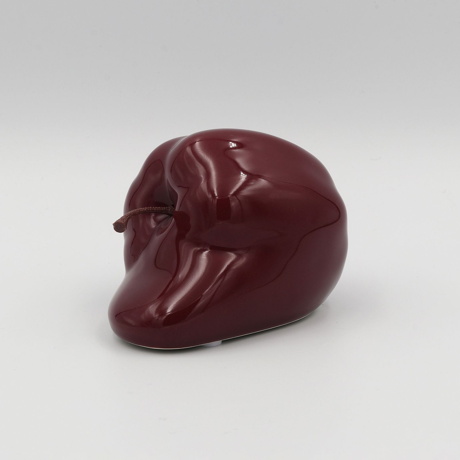 「ROBBEN DEEP APPLE」溶けたリンゴのオブジェ