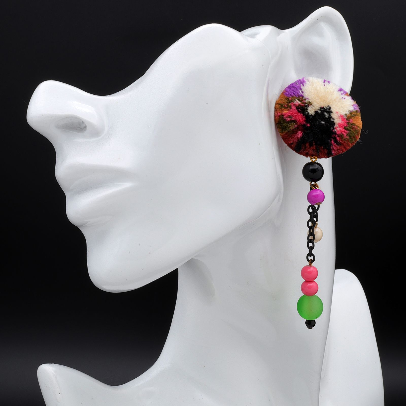 「TRIBO Beads」ピアス