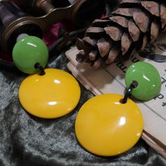 「シェイクポップサークル」イヤリング イエロー×グリーン