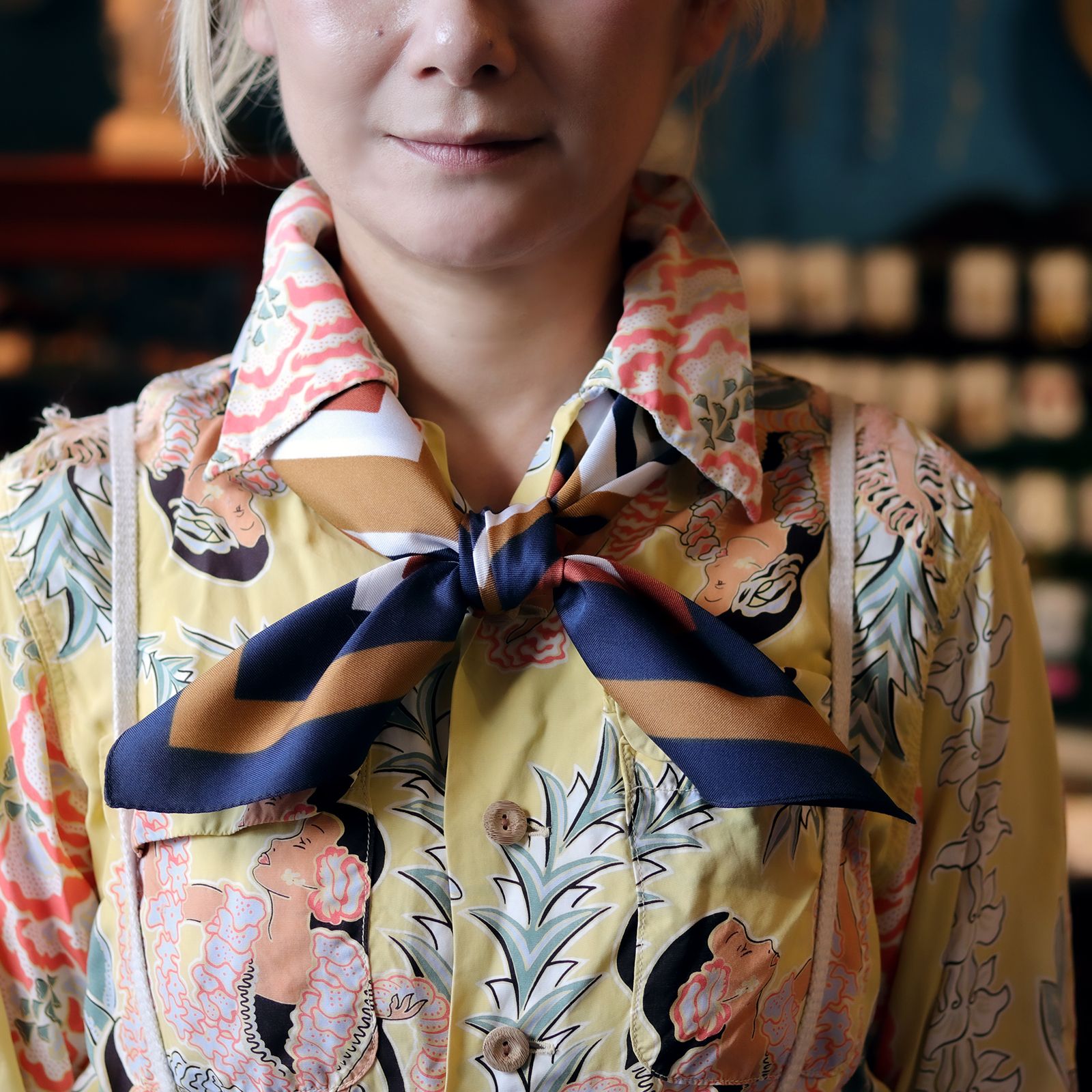 「モダンスクエア」ヴィンテージスカーフ ヨーロッパ