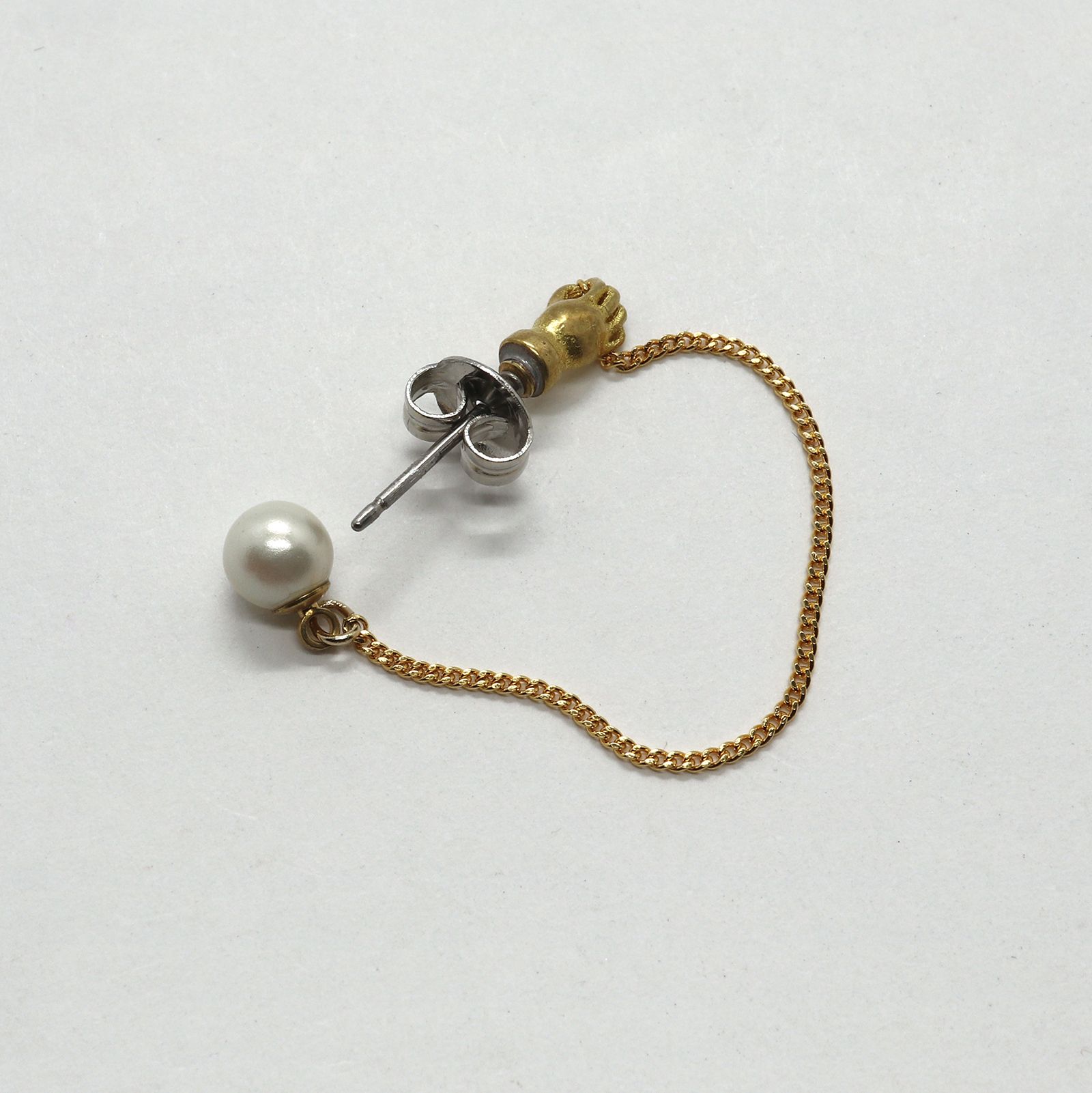 「hypnosis pierce」ピアス ホワイト