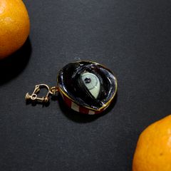 「目」イヤリング（片耳） レッド×ブラックA