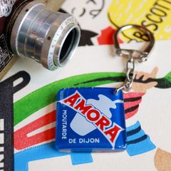 MOUTARDE AMORA ブルボンキーホルダー