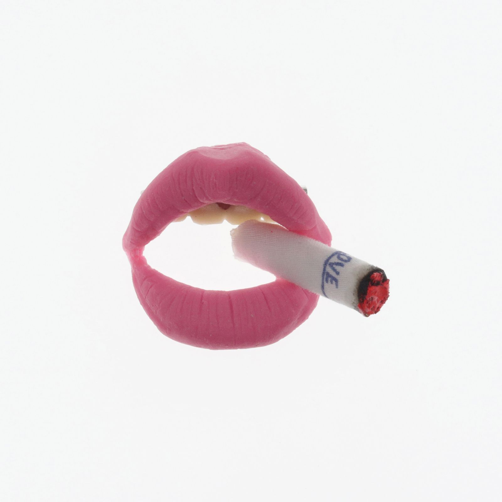 「LIPタバコ」ブローチ