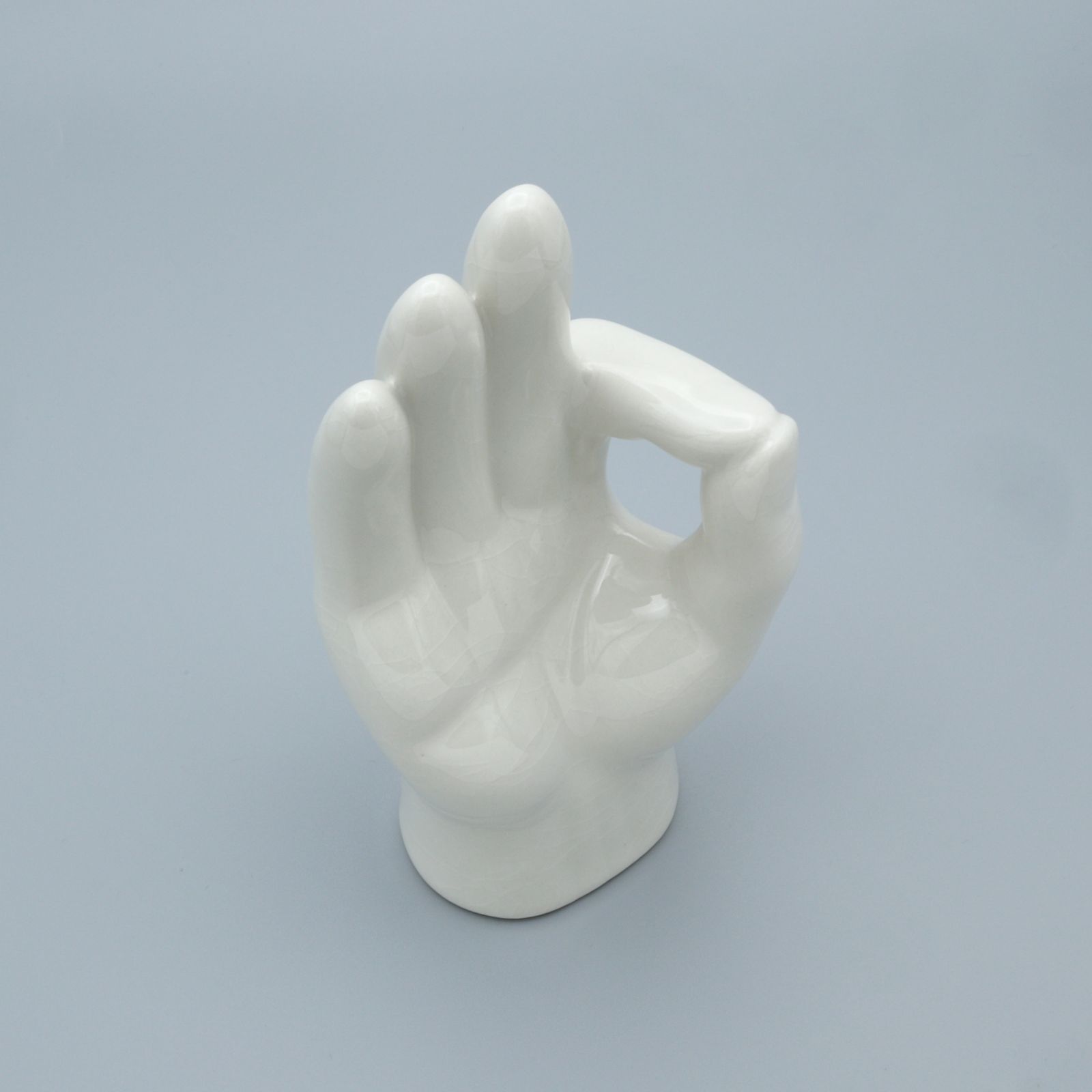 Porcelain Hand Objet “OK”