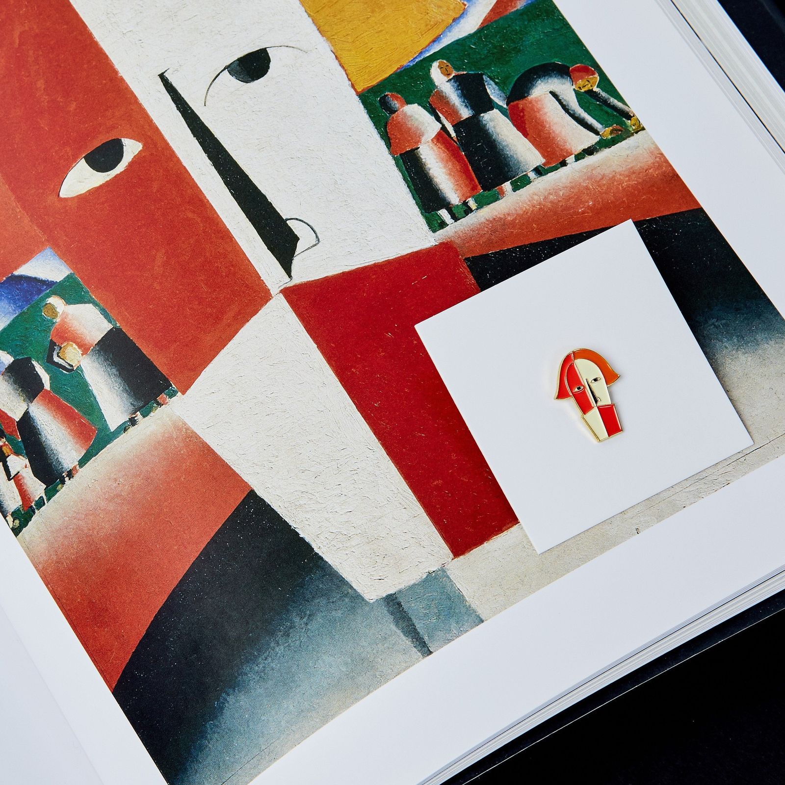 「Head of a Peasant」ピンズ アヴァンギャルドコレクション