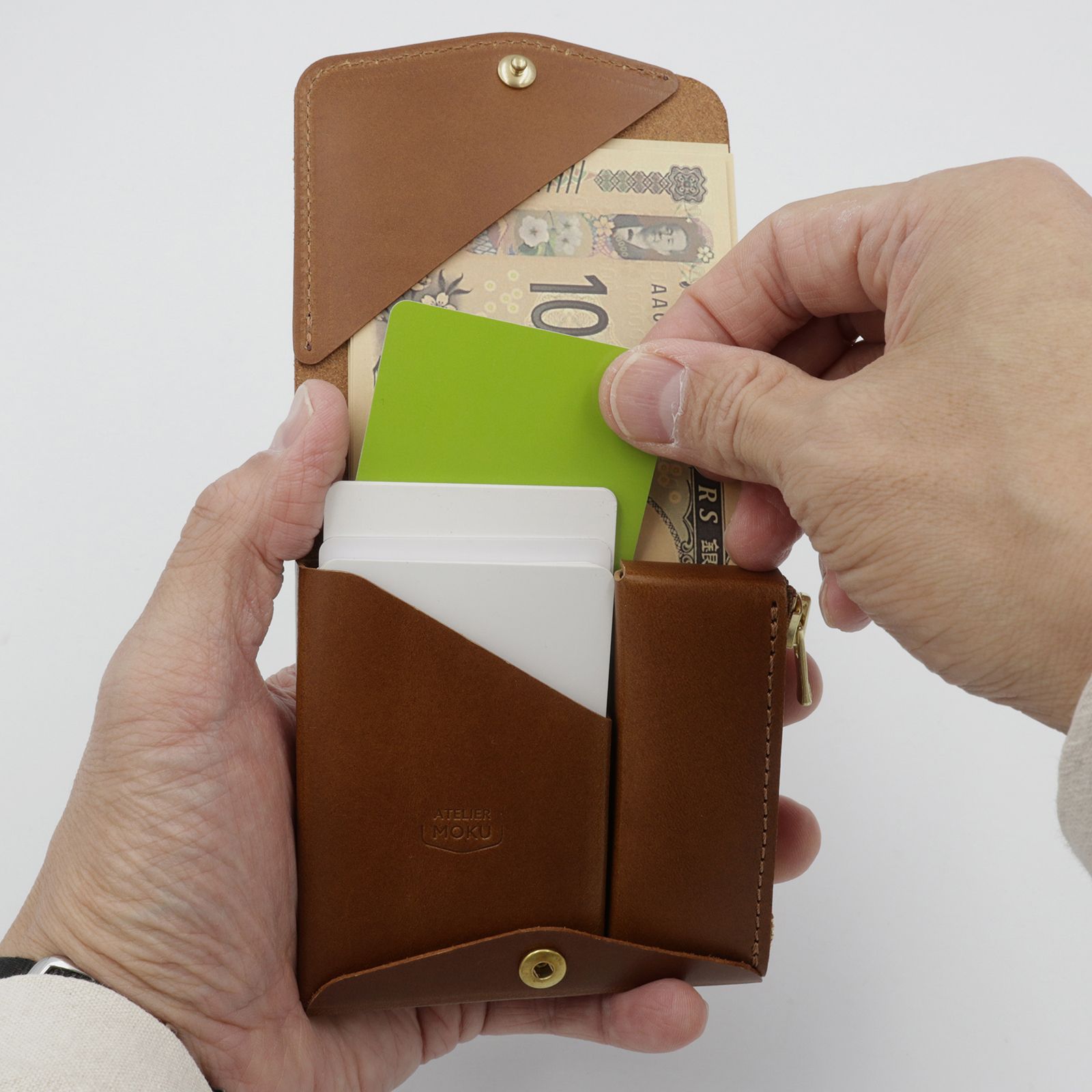 「小さく薄い財布SAKU ver.3 Buttero」darknavy