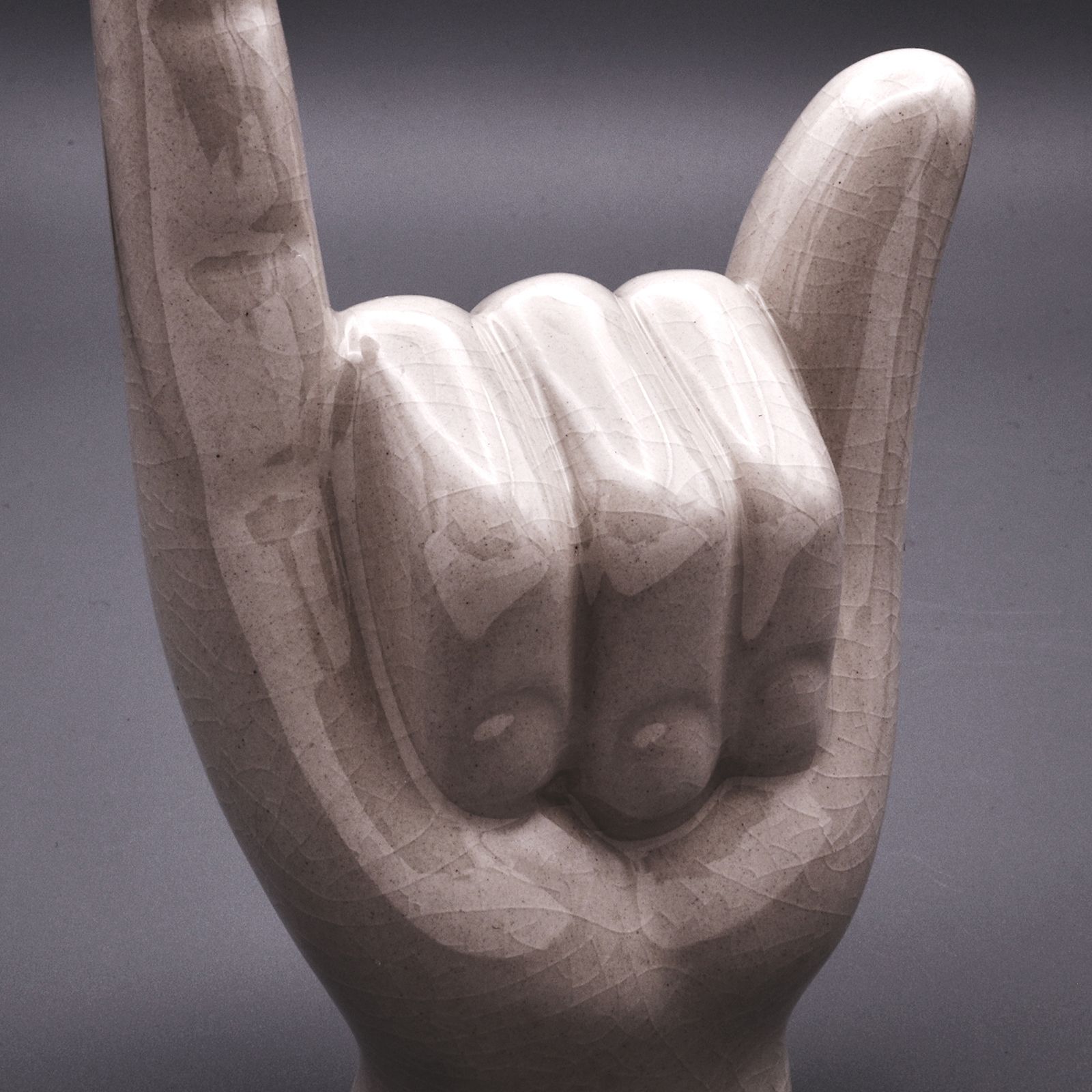 Porcelain Hand Objet “Hang Loose”
