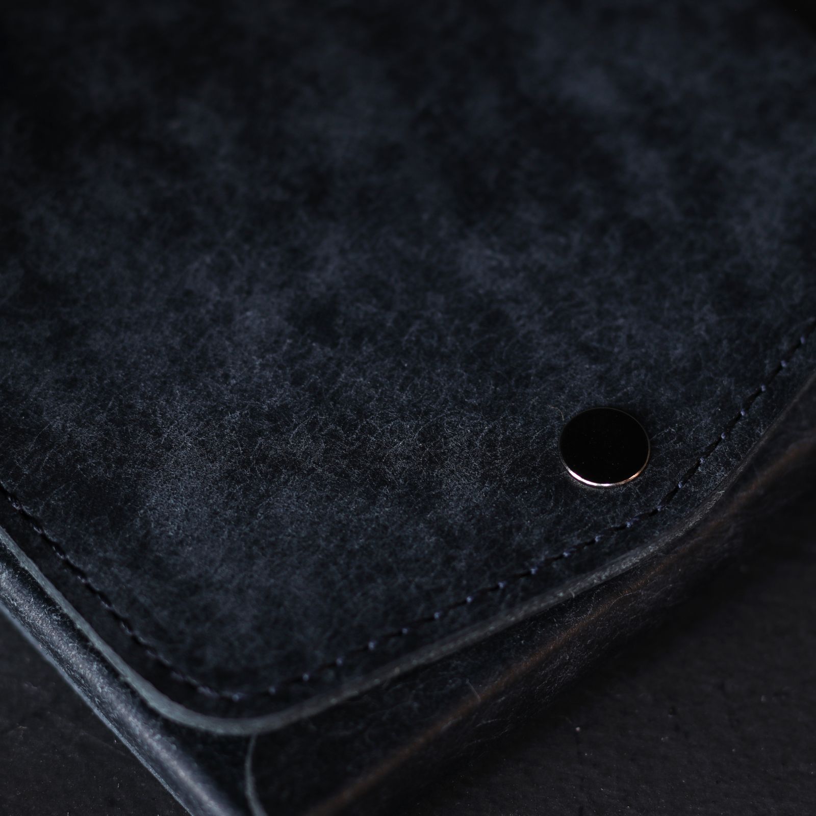 「小さく薄い財布SAKU ver.3 Pueblo プエブロ」ネイビー