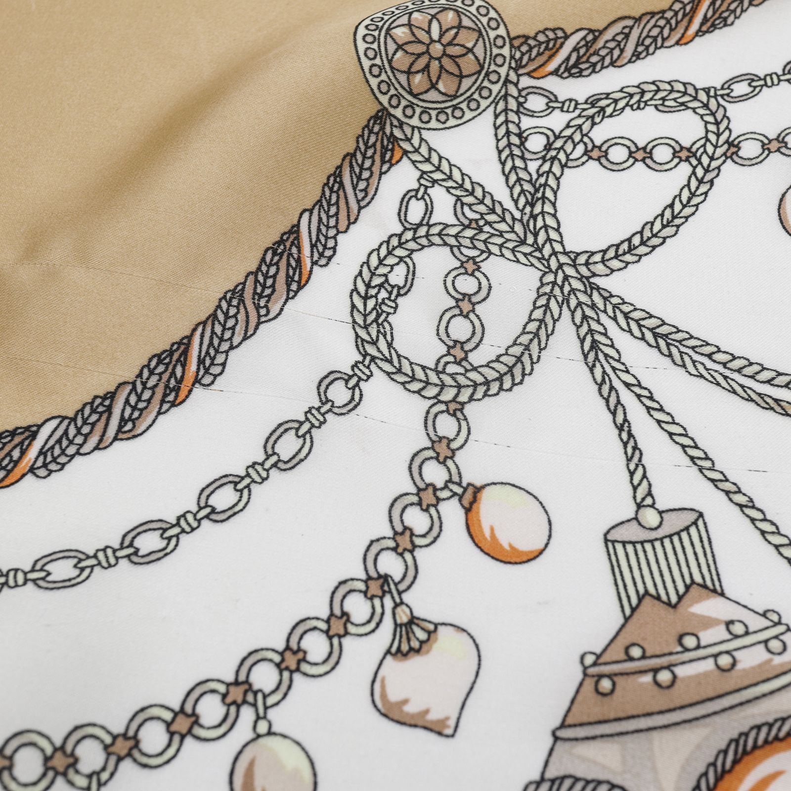 「オーナメント」ヴィンテージスカーフ ヨーロッパ