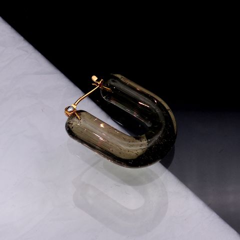 「Glass Hoop "U" Pierce」ピアス(片耳) フェーズ