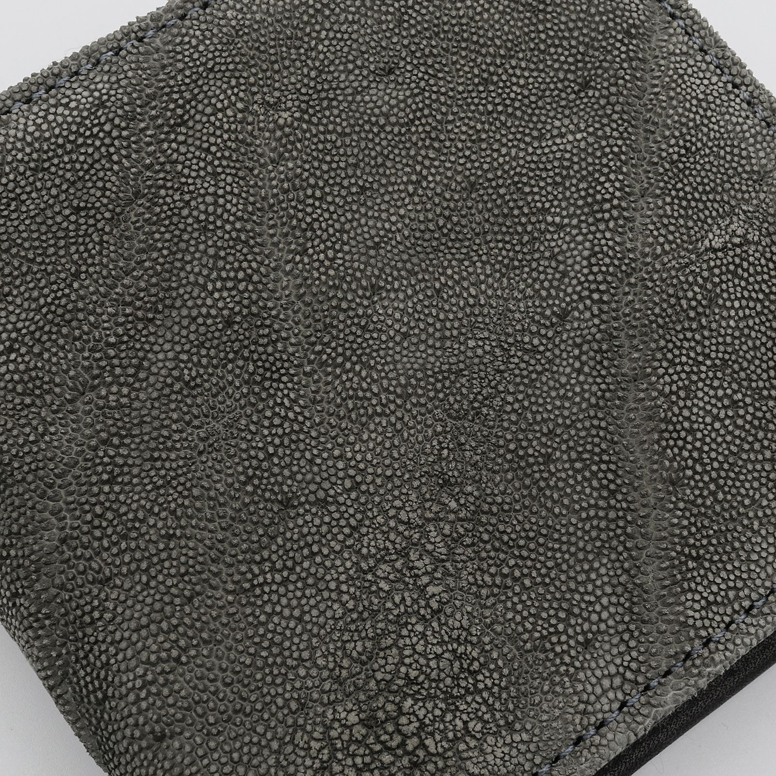 「ZOU」短財布 グレー