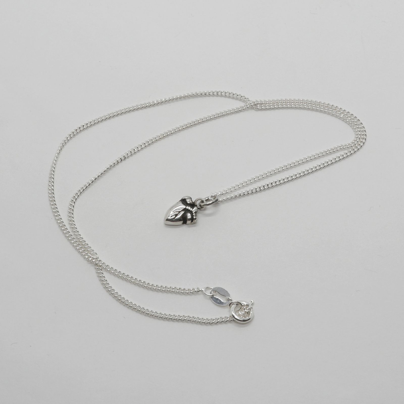 「Tiny Heart Necklace」ネックレス