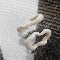 「Melting Pierce」ピアス ホワイト