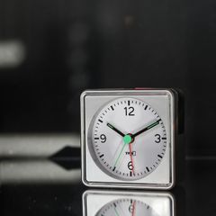 「Analogue alarm clock Push Wecker」アラームクロック SILVER TFA ドイツ