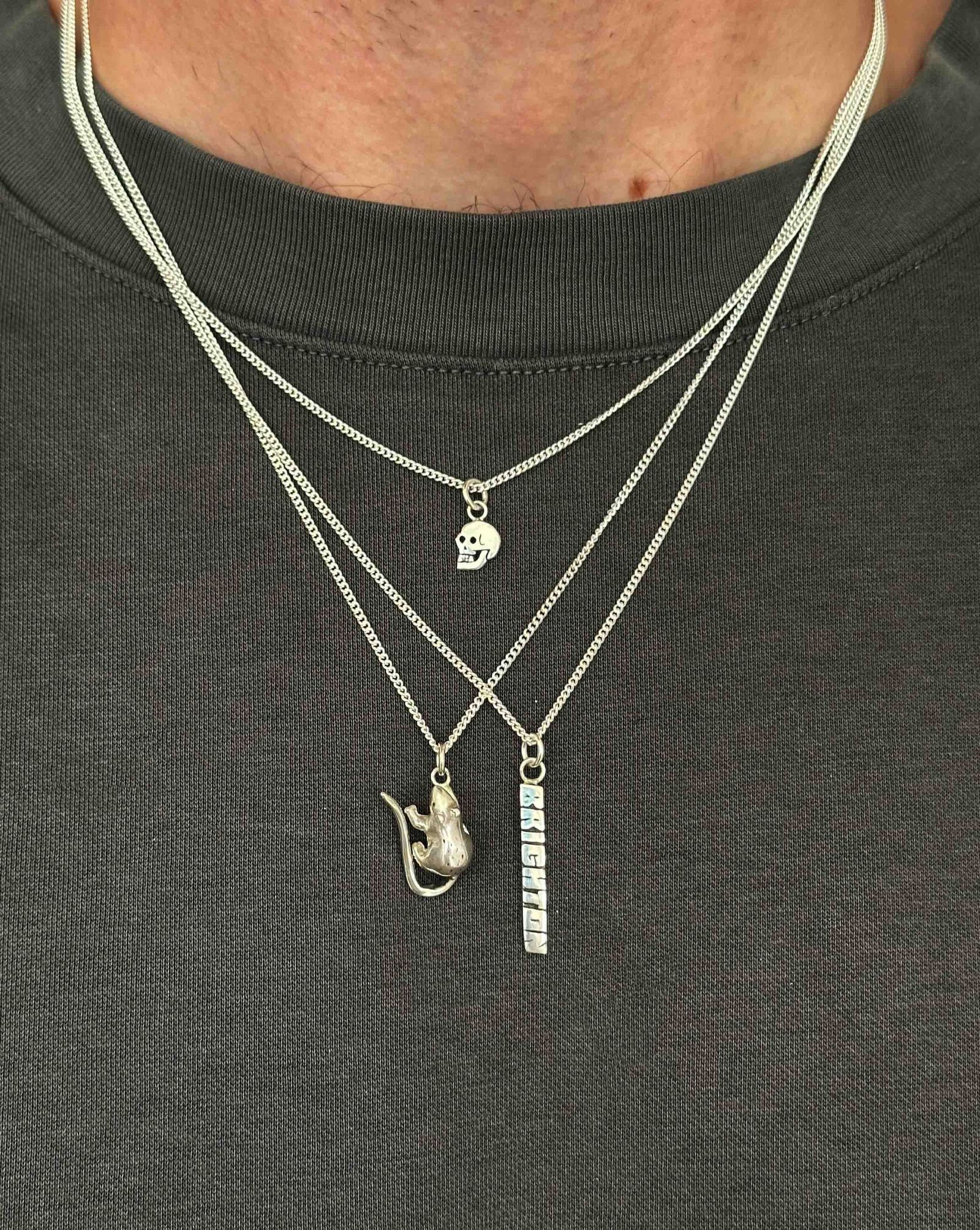 「Teeny Tiny Nutter Skull Necklace」ネックレス