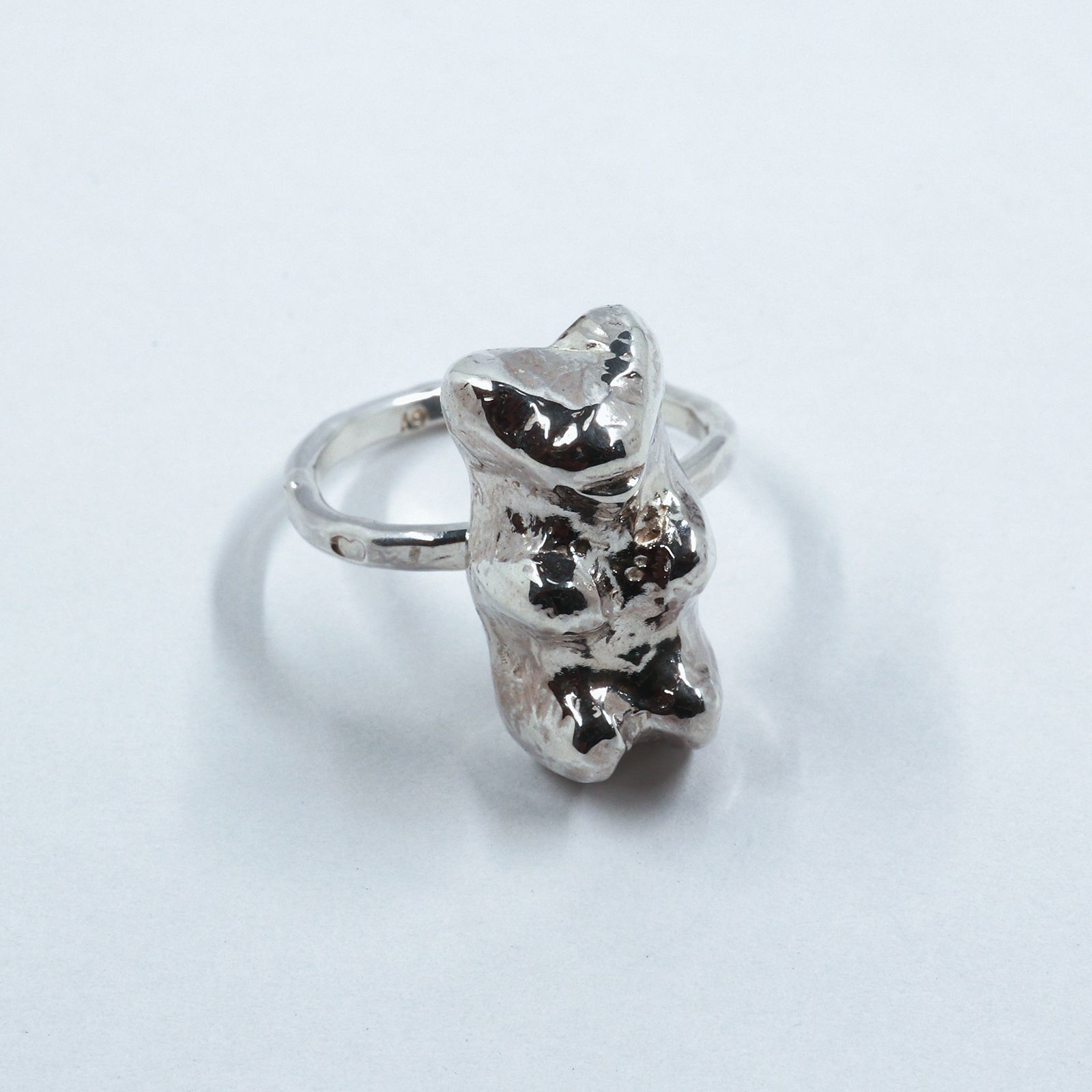 「BEAR RING」リング