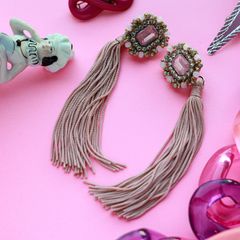 「Bijoux タッセル」ピアス ピンク【collection de couleurs de sachikoism】