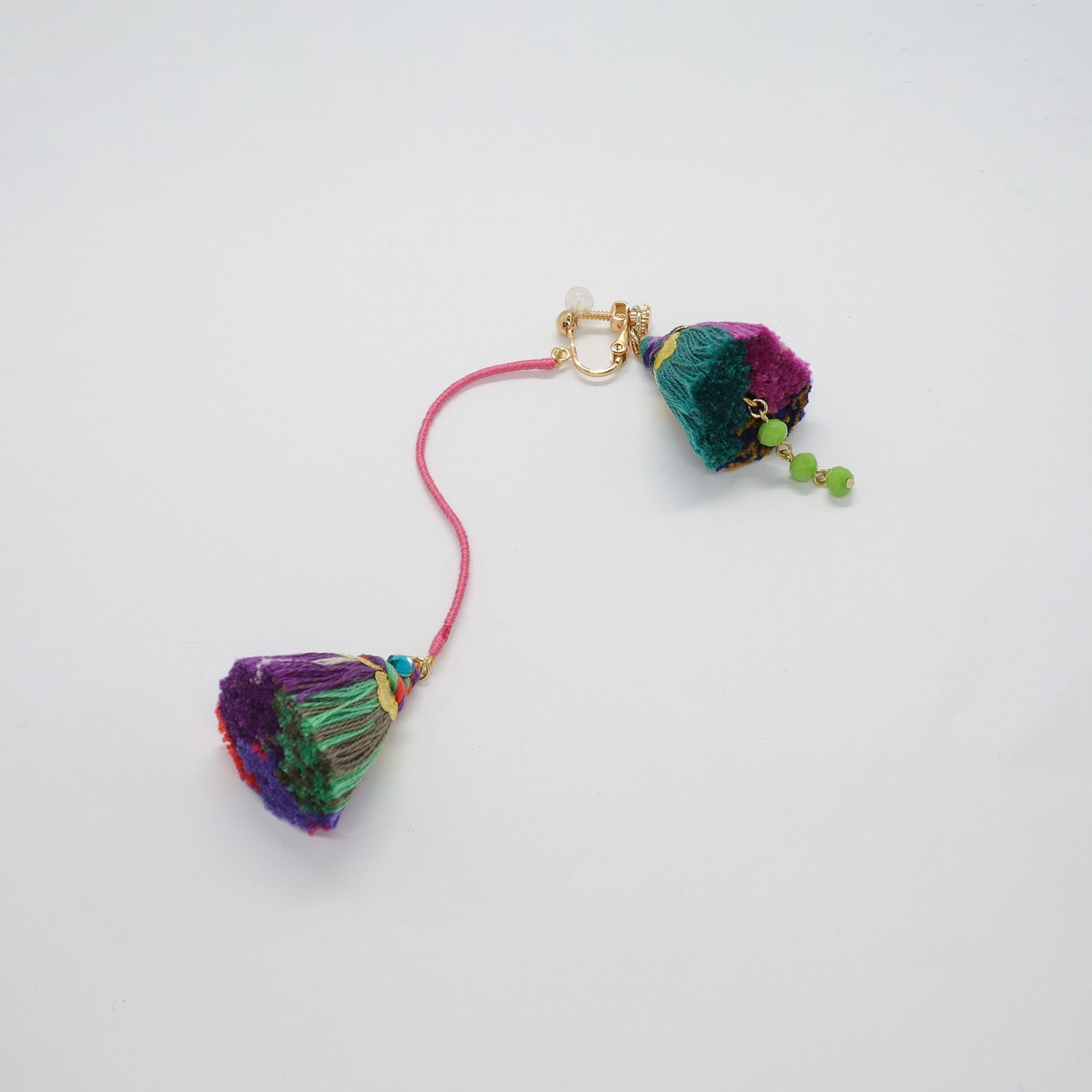 「Le conte de Pamellah つり鐘」イヤリング