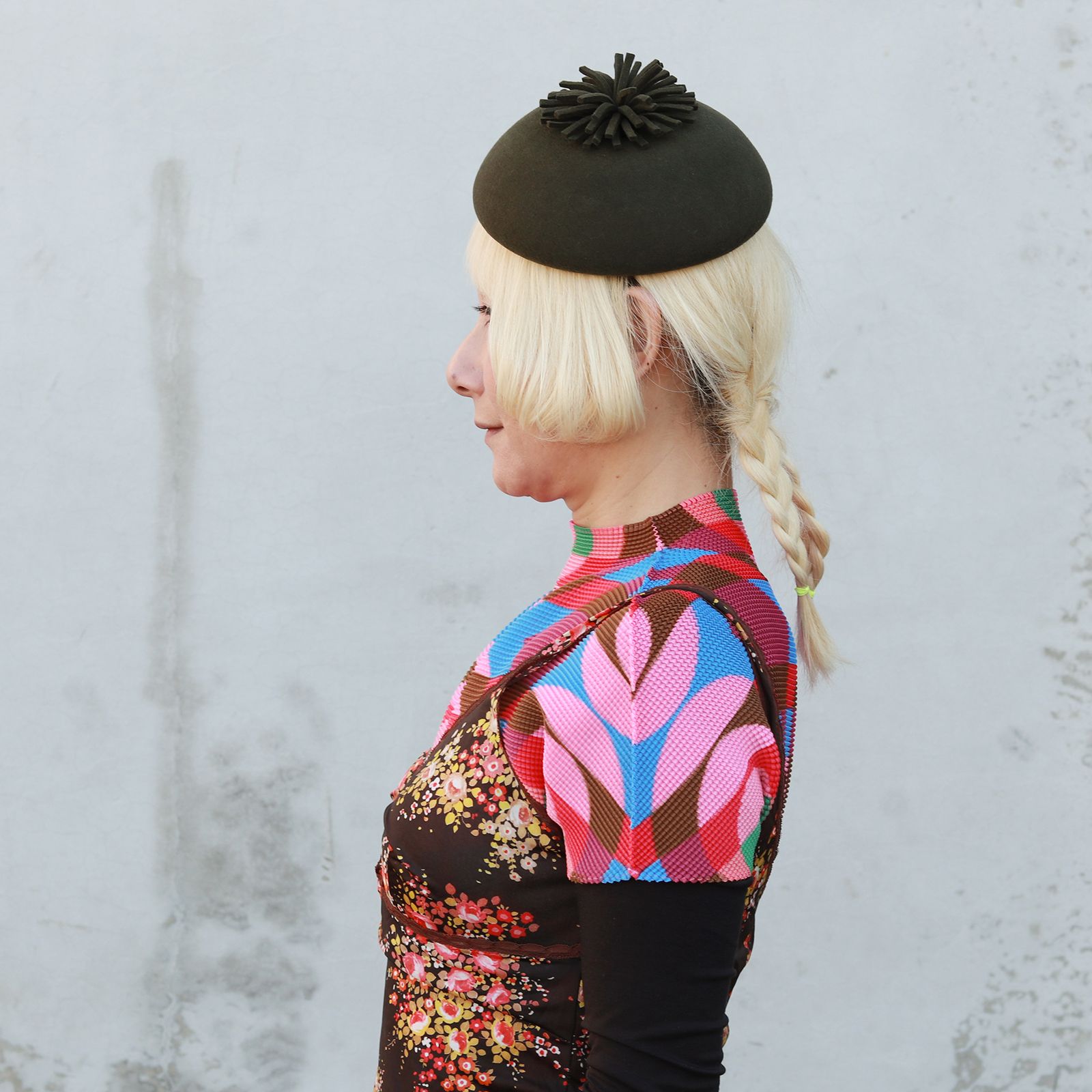 【送料無料対象外】ポンポンプチベレー カーキ