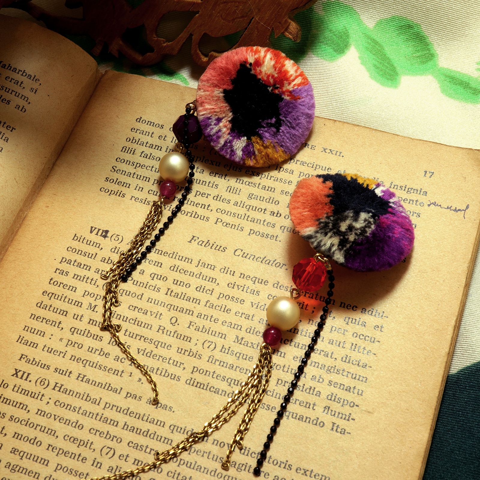 「TRIBO Beads」イヤリング