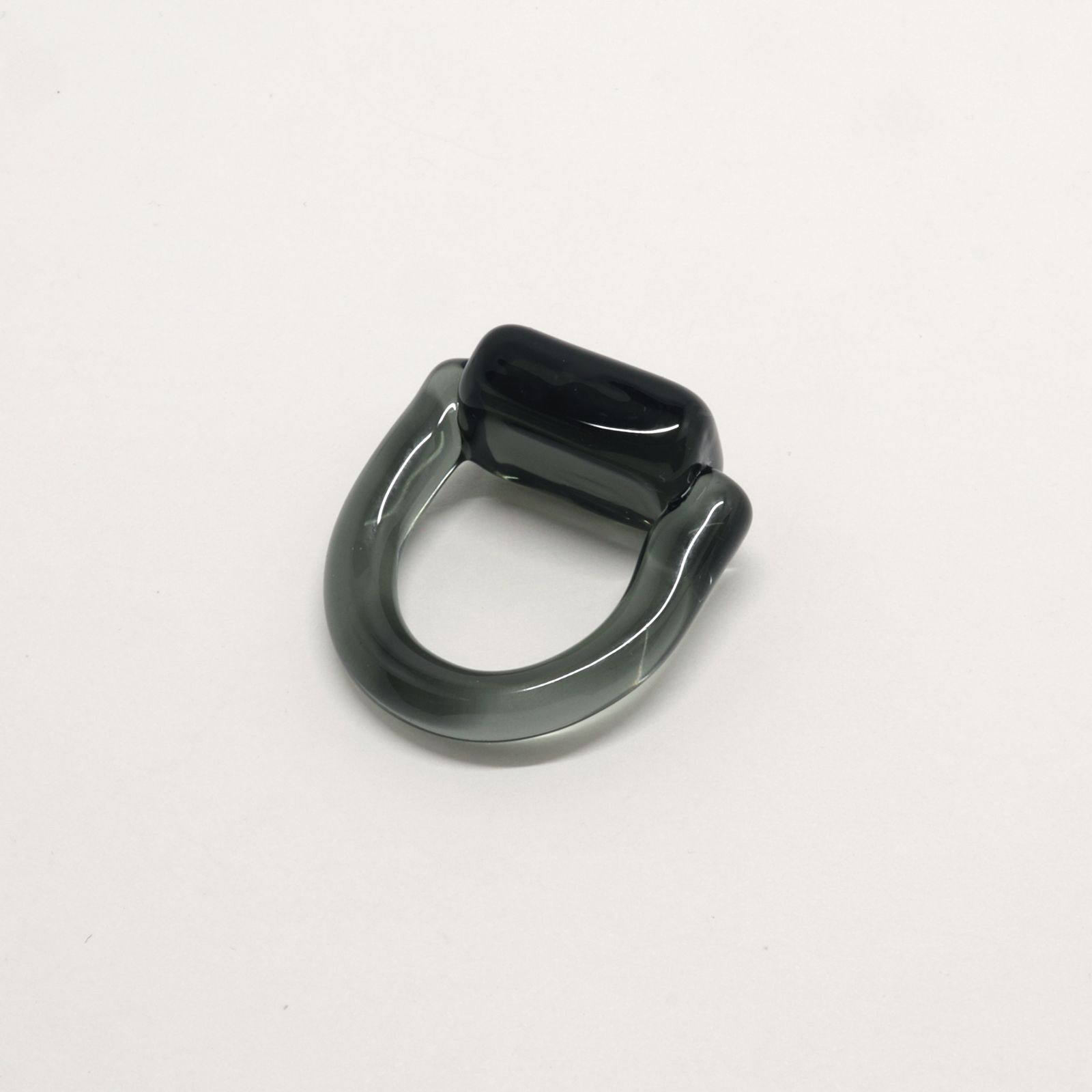 「Glass Square Ring」リング クリアブラック