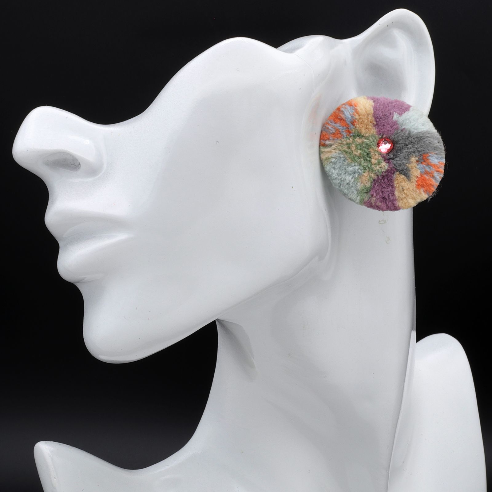 「TRIBO」ピアス