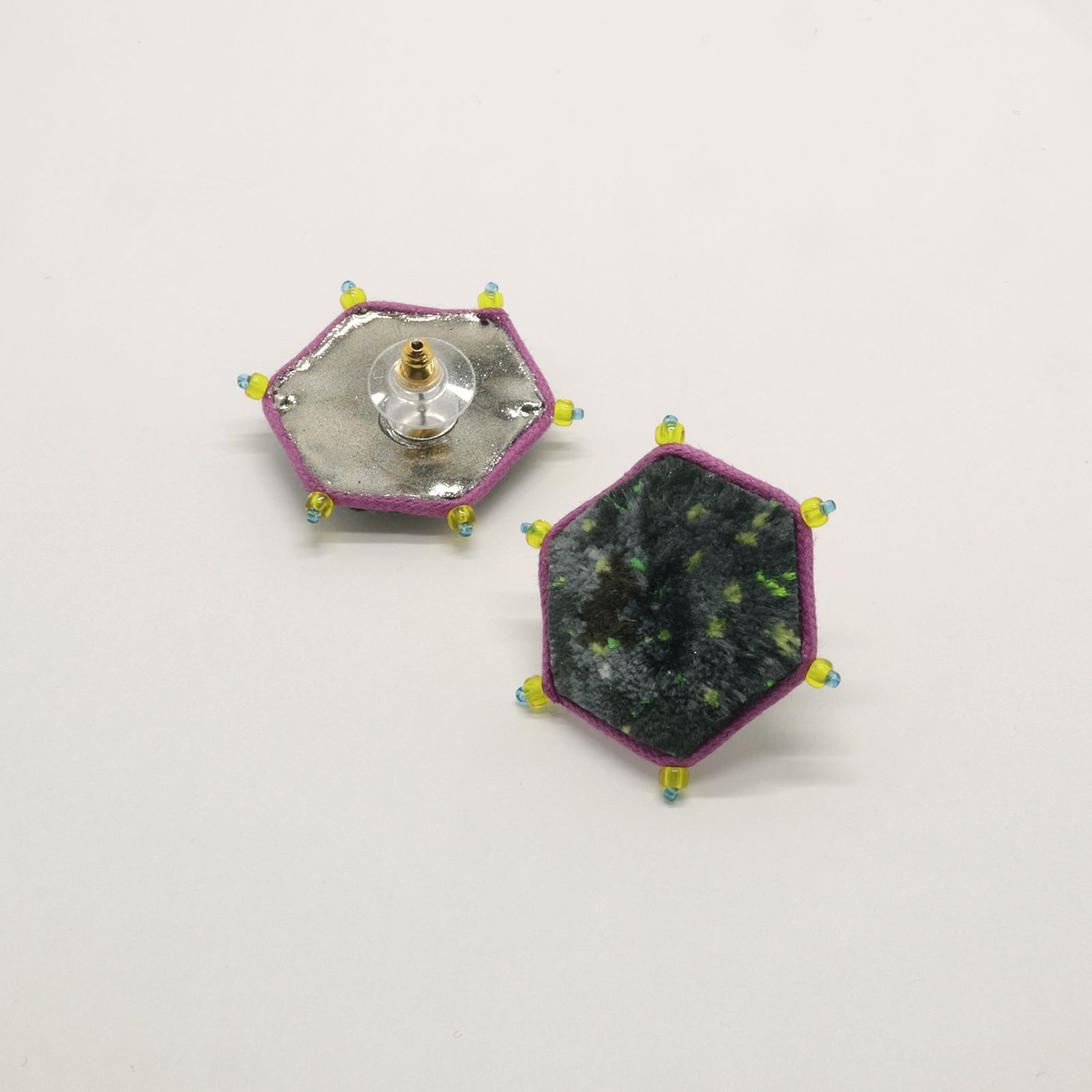 「TRIBO Hexagon」ピアス【La cosmologie de sachikoism】