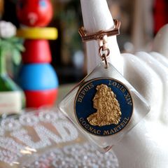 COGNAC MARTELL コニャックマーテル ルイ14世 ブランデー ブルボンキーホルダー