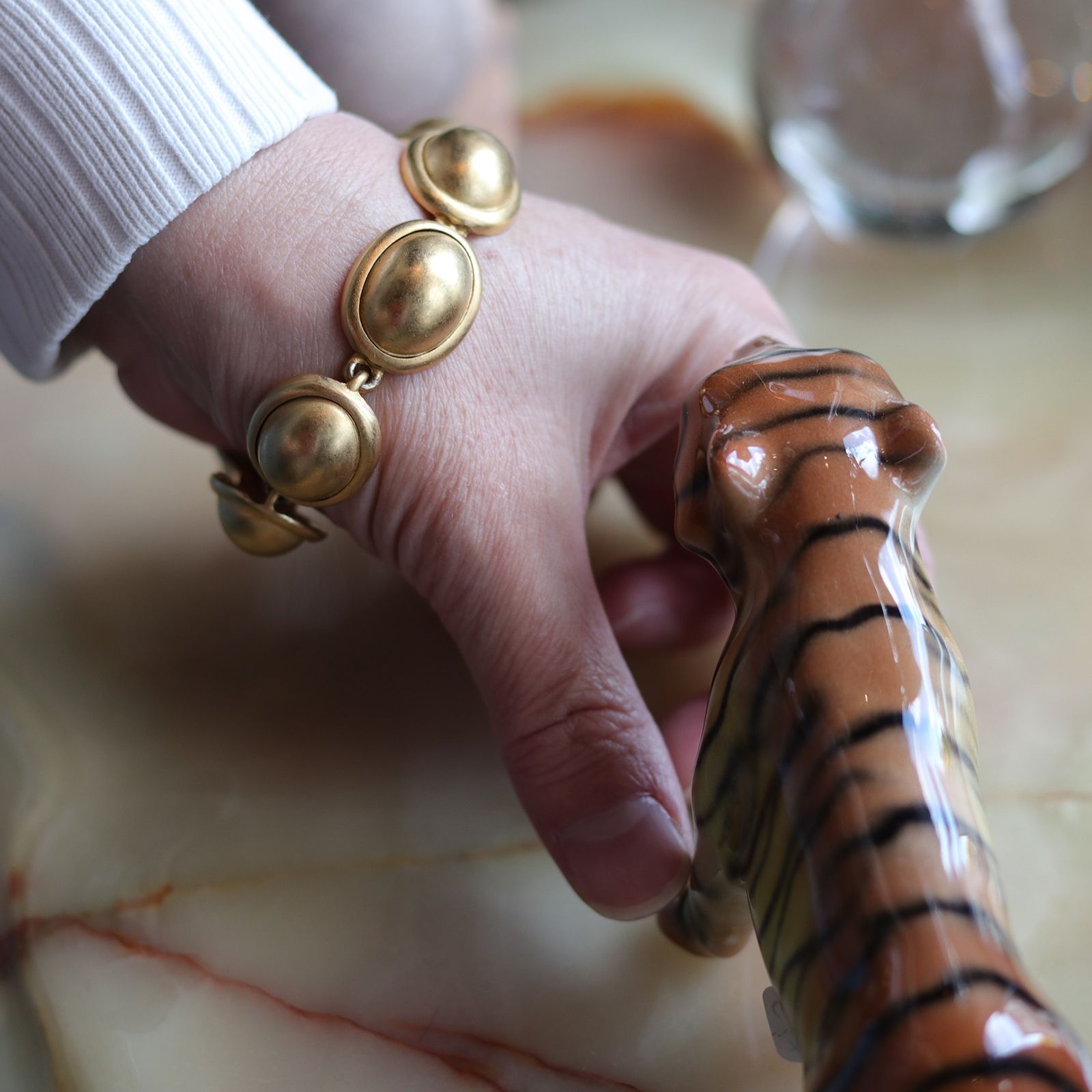 「マットゴールドカボション」ブレスレット ヨーロッパ