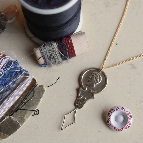 「threader necklace gold」ネックレス