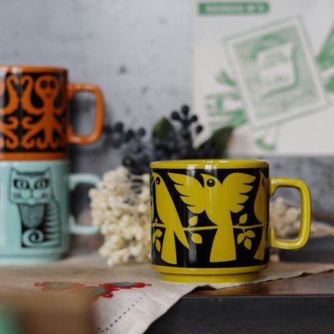 HORNSEA Mug "Birds Chartreuse" Magpie x HORNSEA