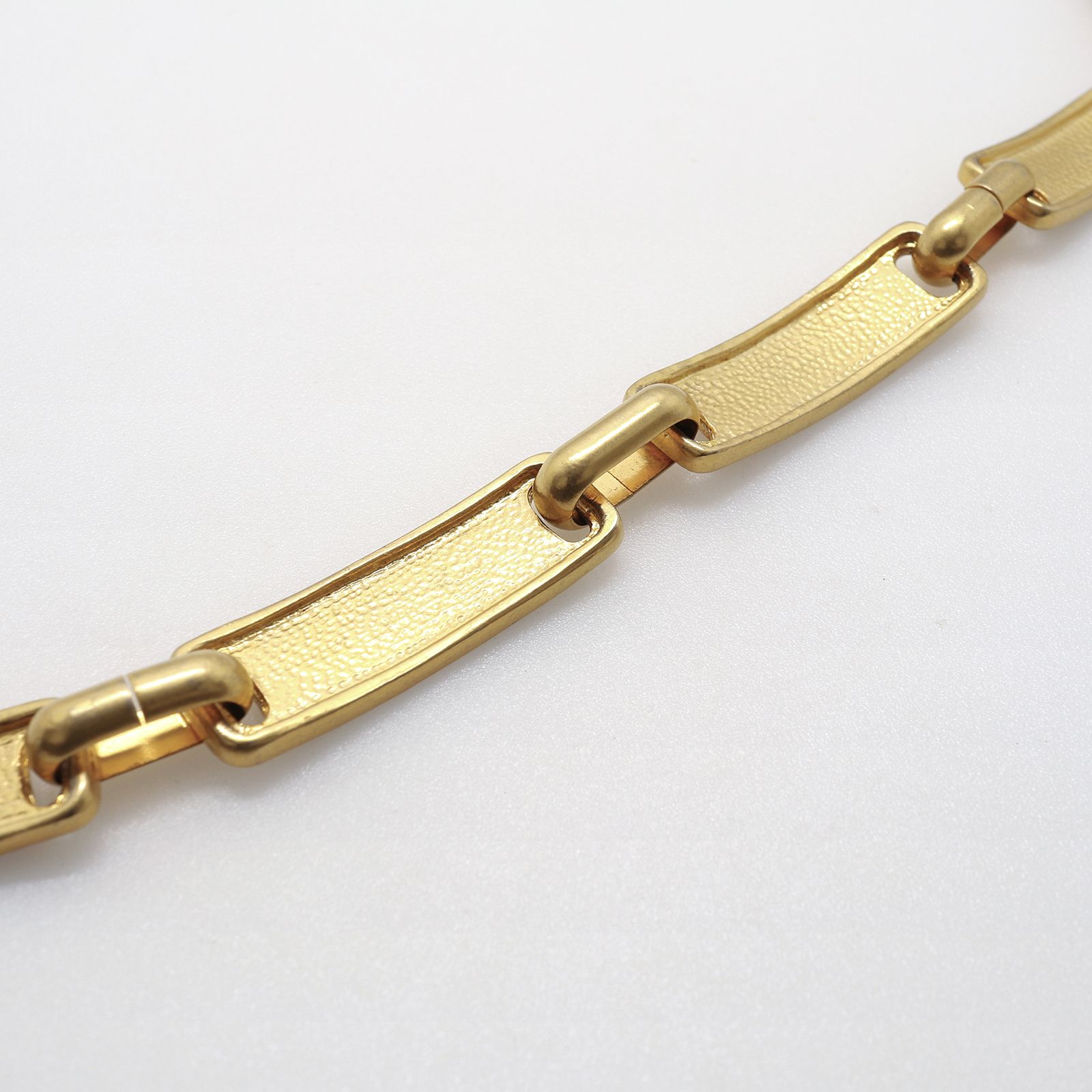 「アイロニーメッセージ」ブレスレット ヨーロッパ MOSCHINO