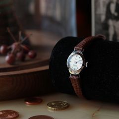 「EZA」ladies watch デッドストック1950s 手巻き スイス メンズ
