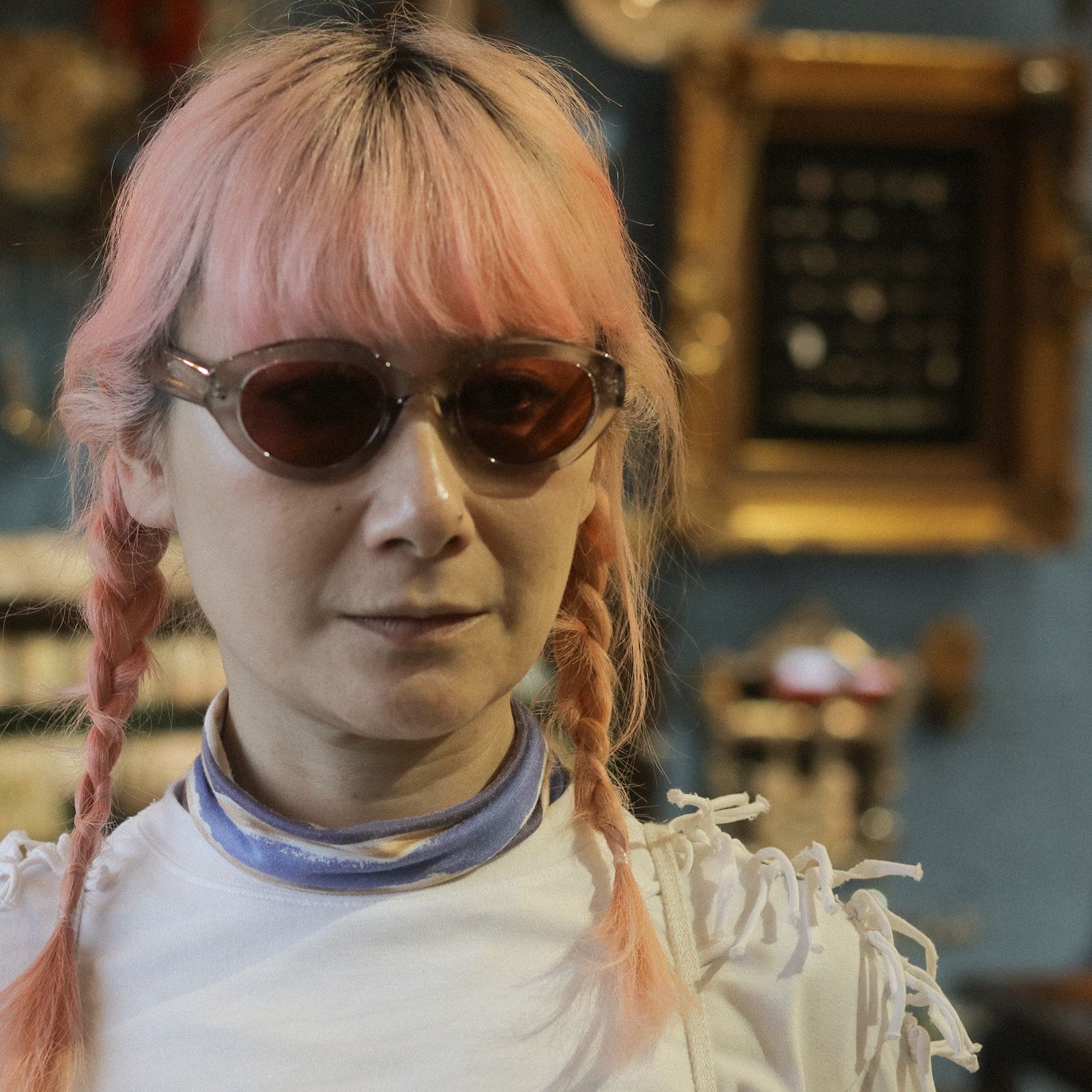 「Vanessa」Sunglasses Gray × Red Lens