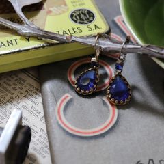 「カットドロップフレーム」ピアス フランス