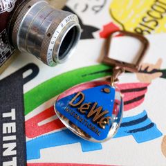 DeWe International デヴェ ランジェリーメーカー ブルボンキーホルダー