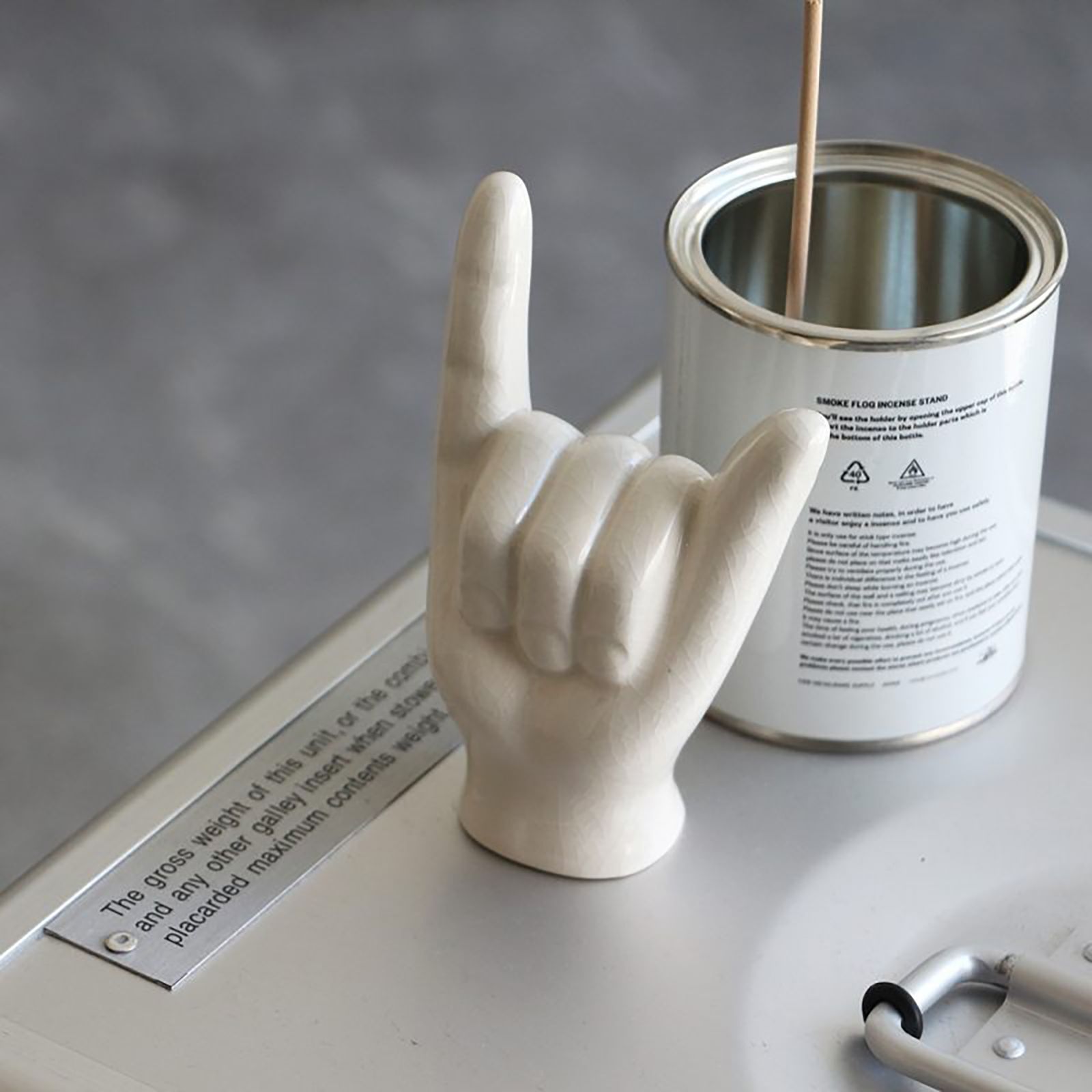 Porcelain Hand Objet “Hang Loose”