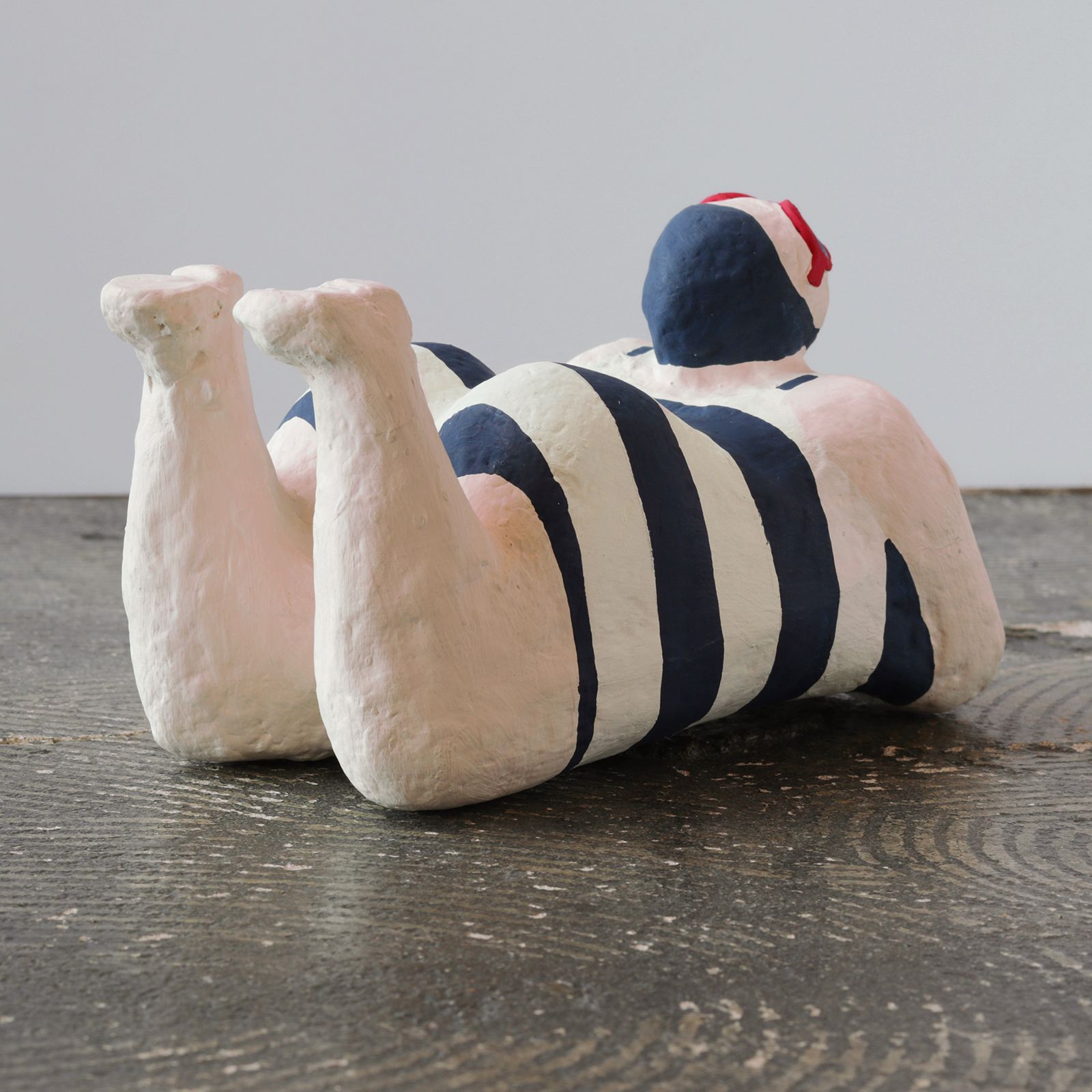 PAPIER MACHE SUNBATHING MADAME 【BATELA】