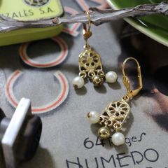 「タイニーマンダラペンデュラム」ピアス フランス