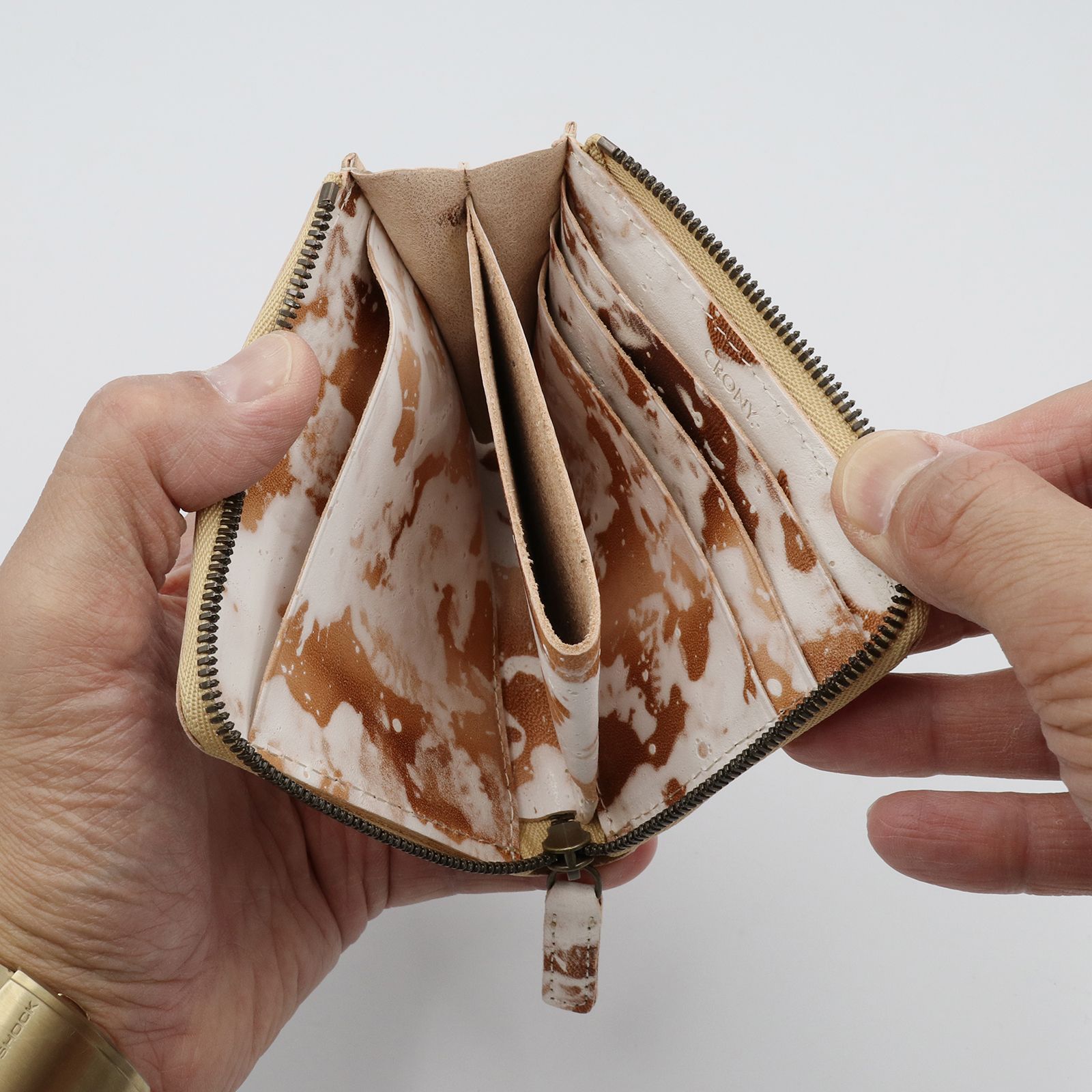 「TONOKO」Half Zip Wallet