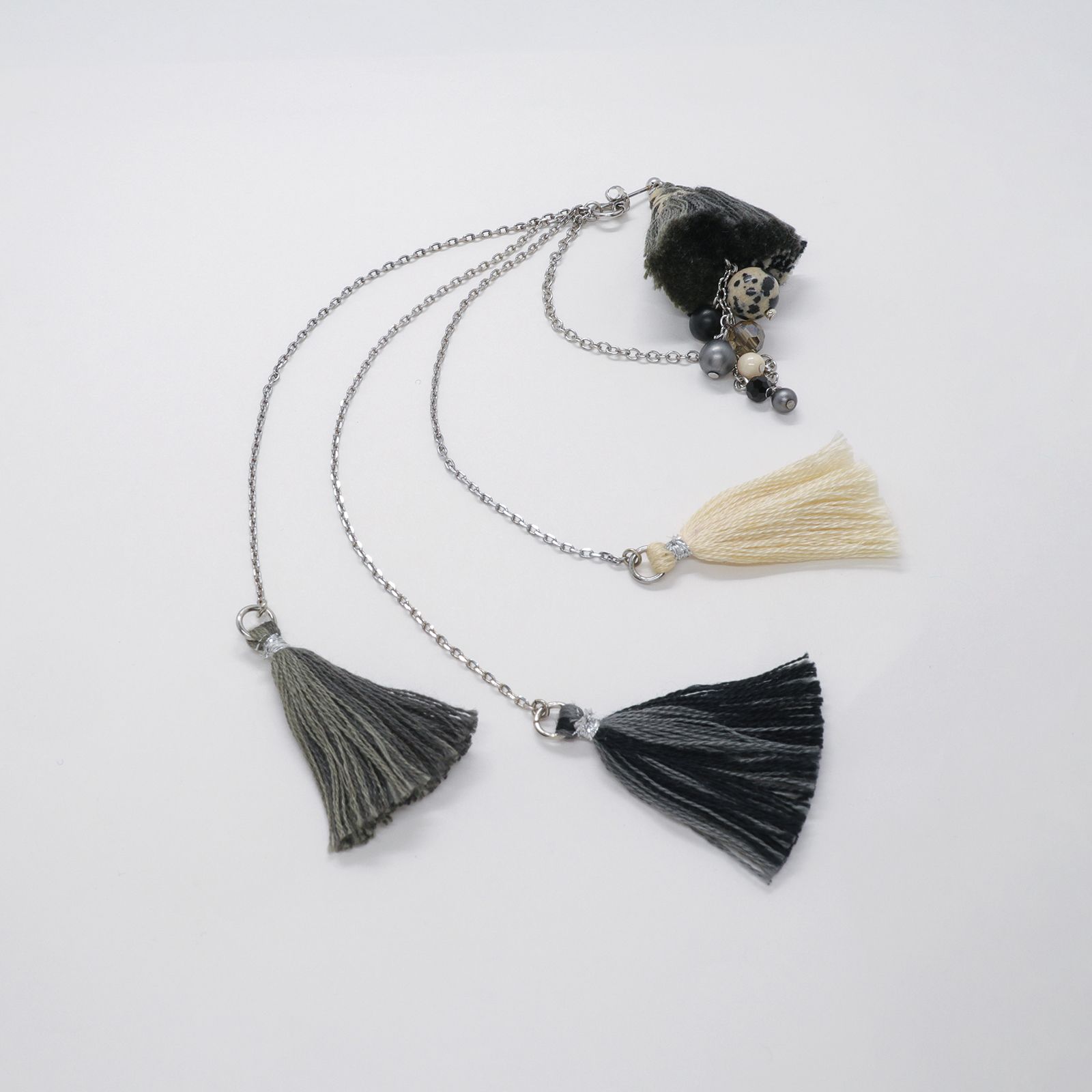 「Le conte de Pamellah ドレスL」ピアス